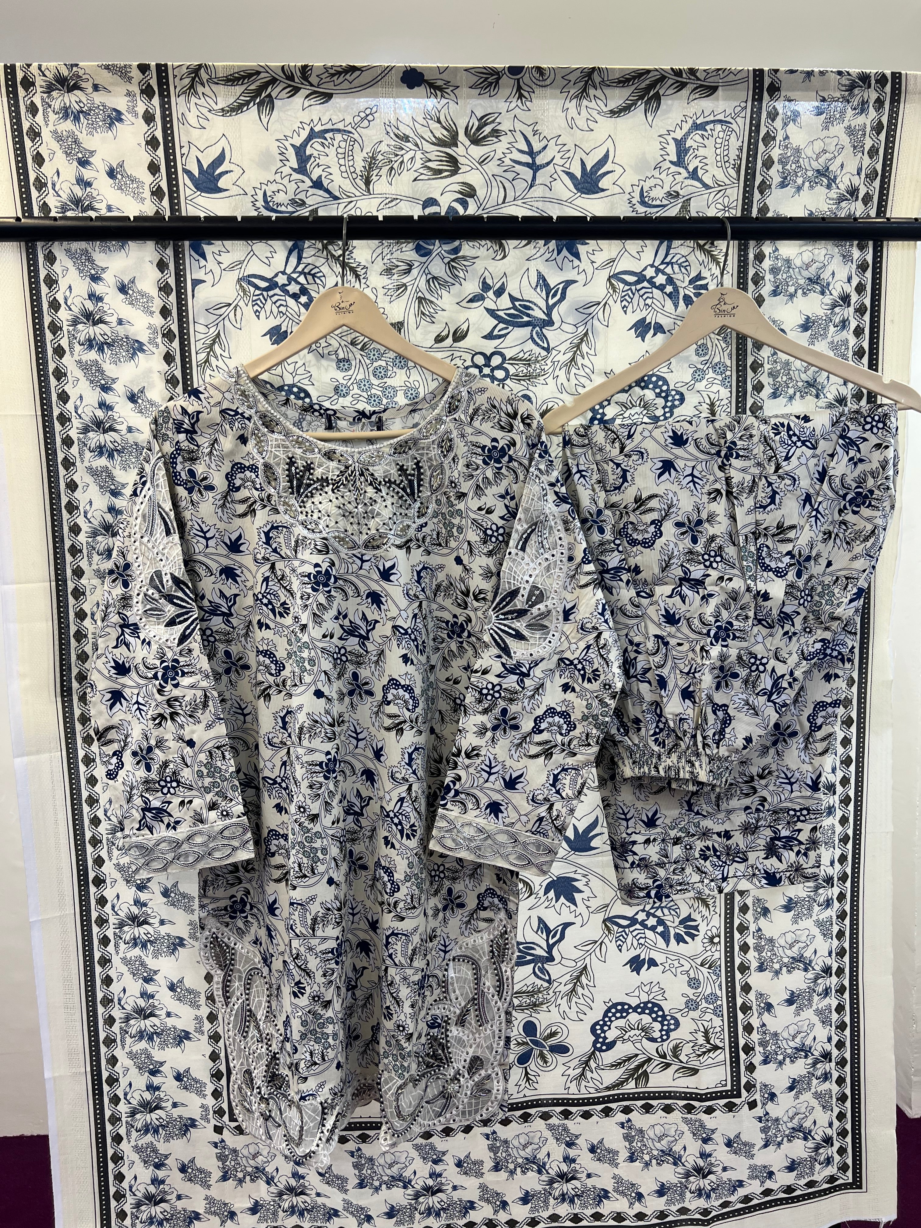 Article No D-02 Farshi shalwar Three Piece