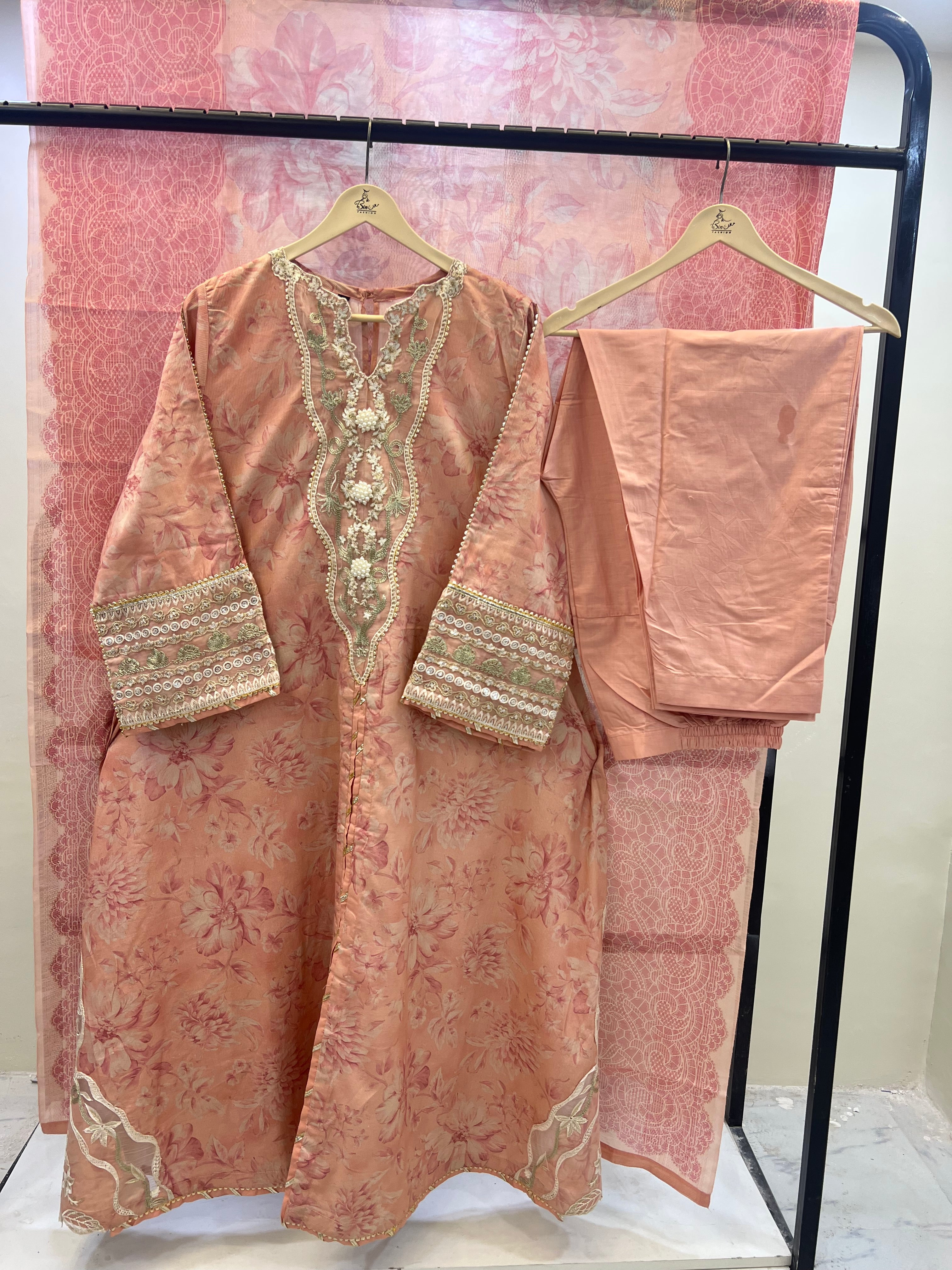 Ammara long Frock D-01