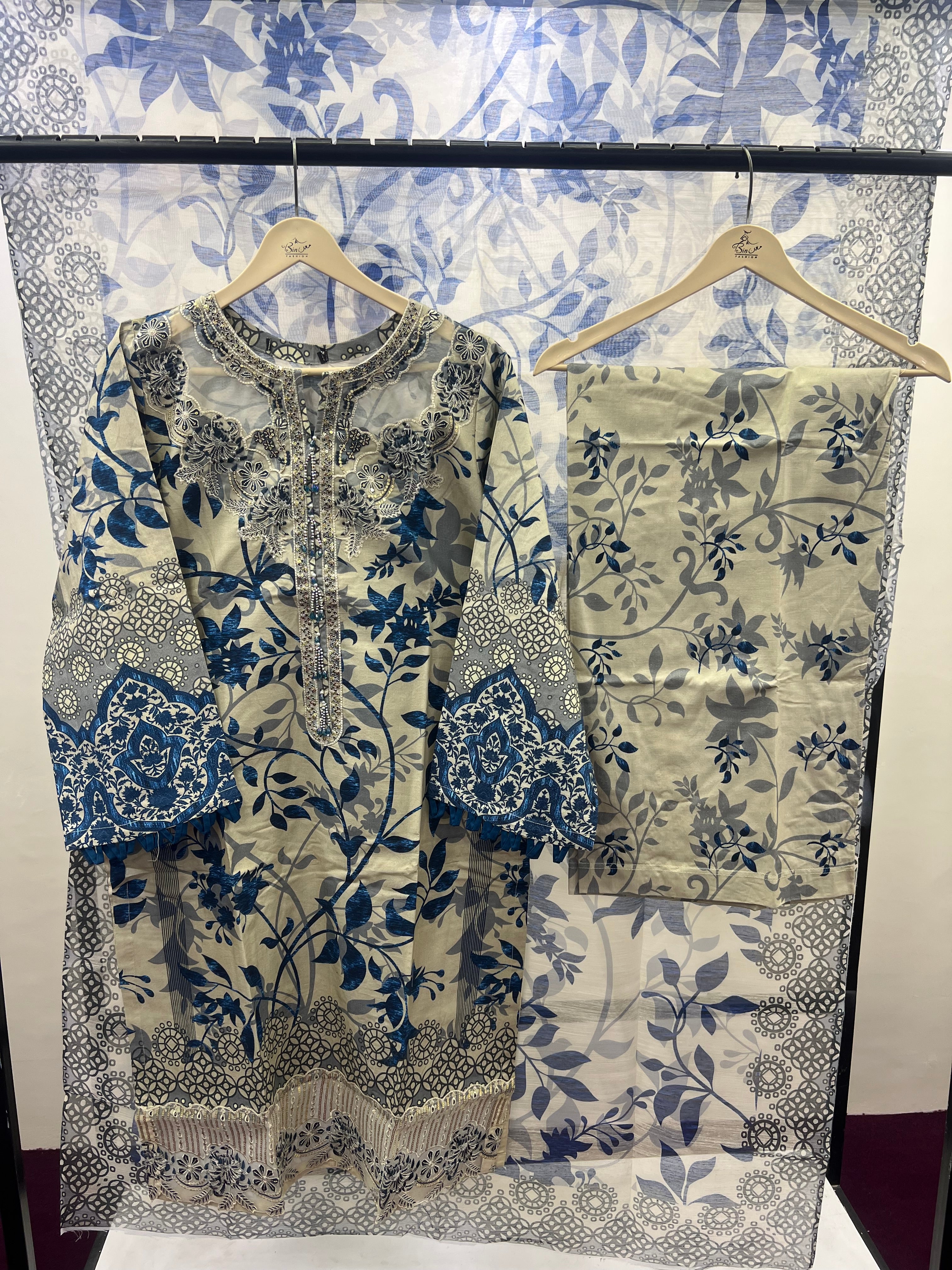 Article No D-07 Luxury Three Piece