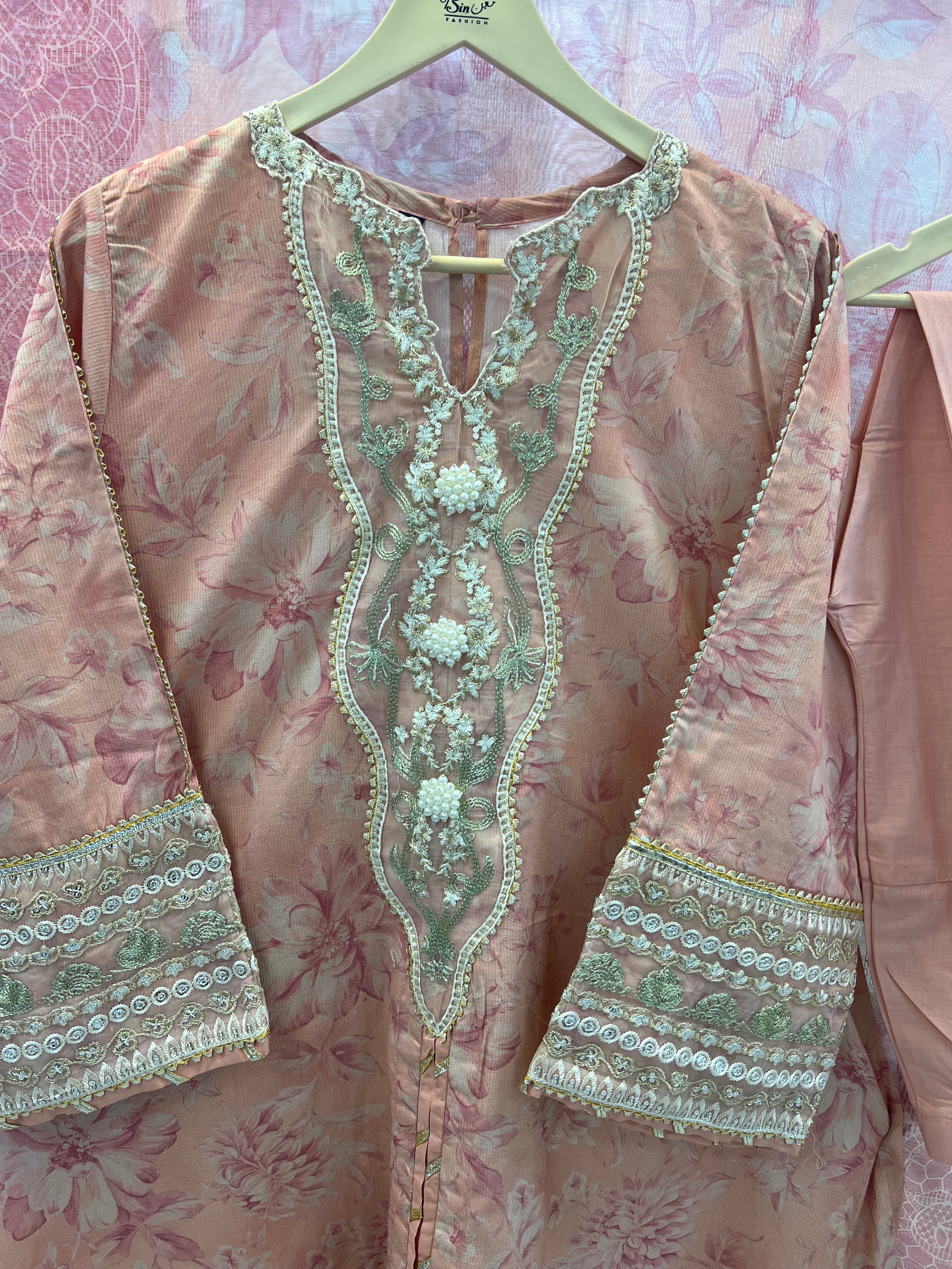 Ammara long Frock D-01