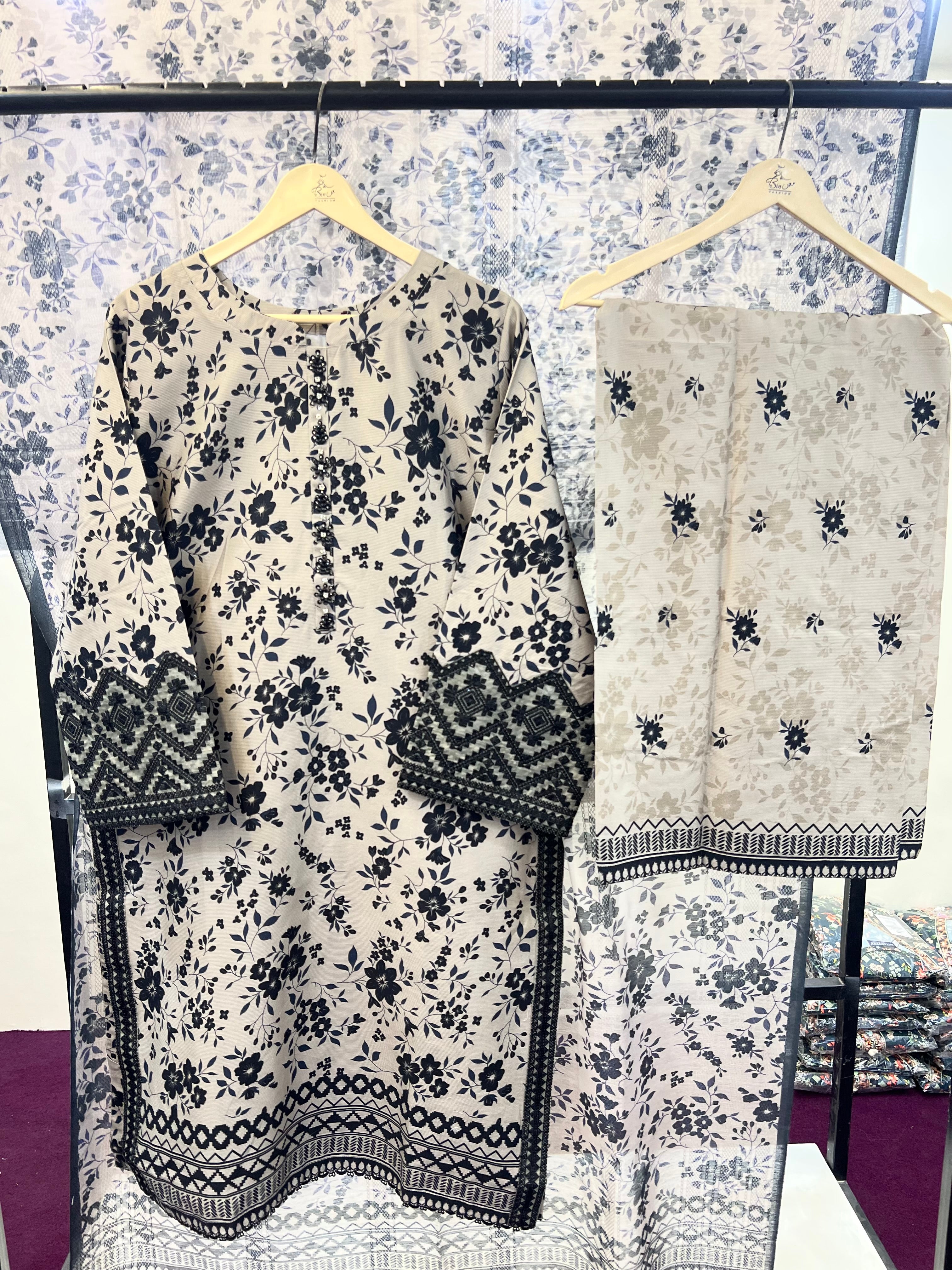 Article No D -16 PREMIUM WINTER THREE PIECE