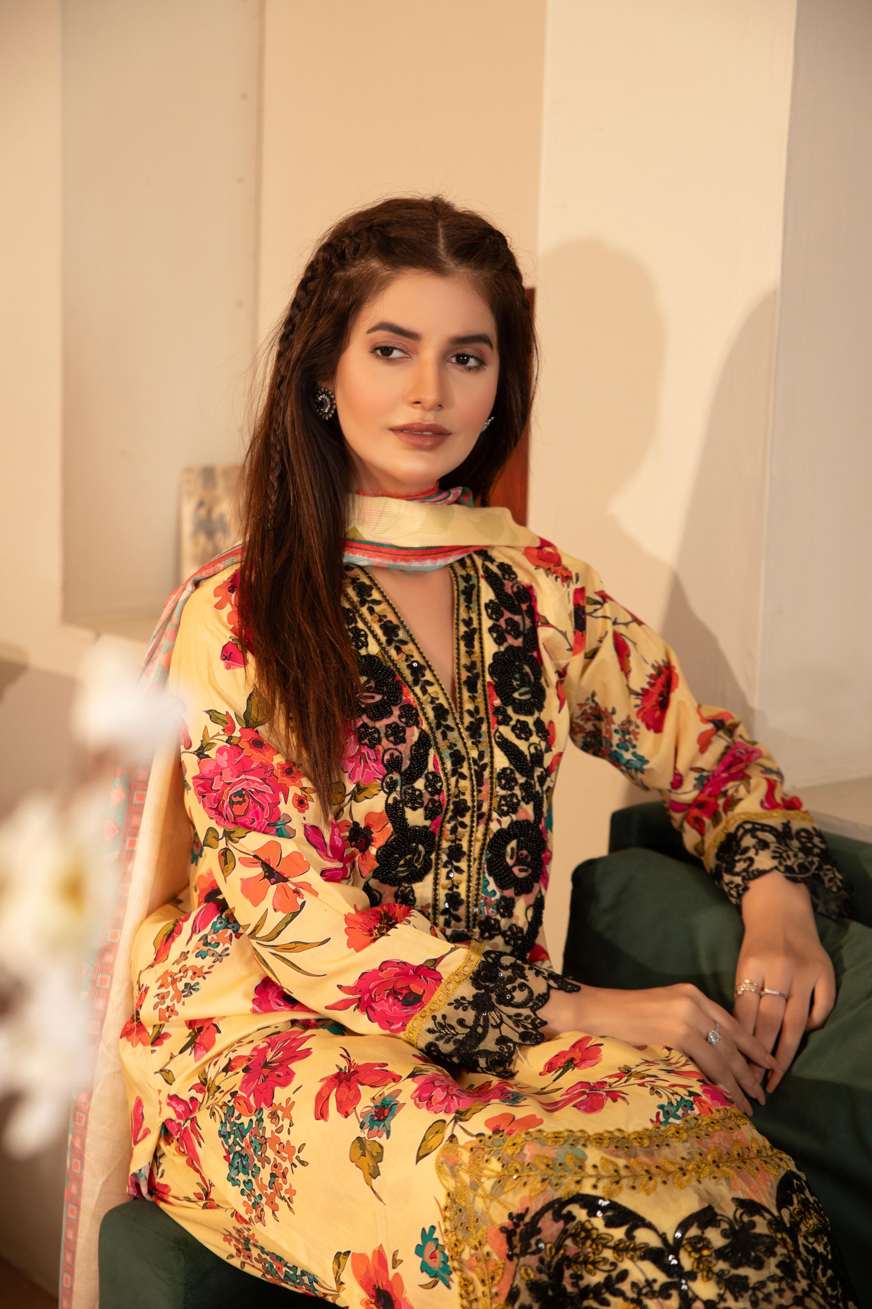 Saya – Luxury Three-Piece