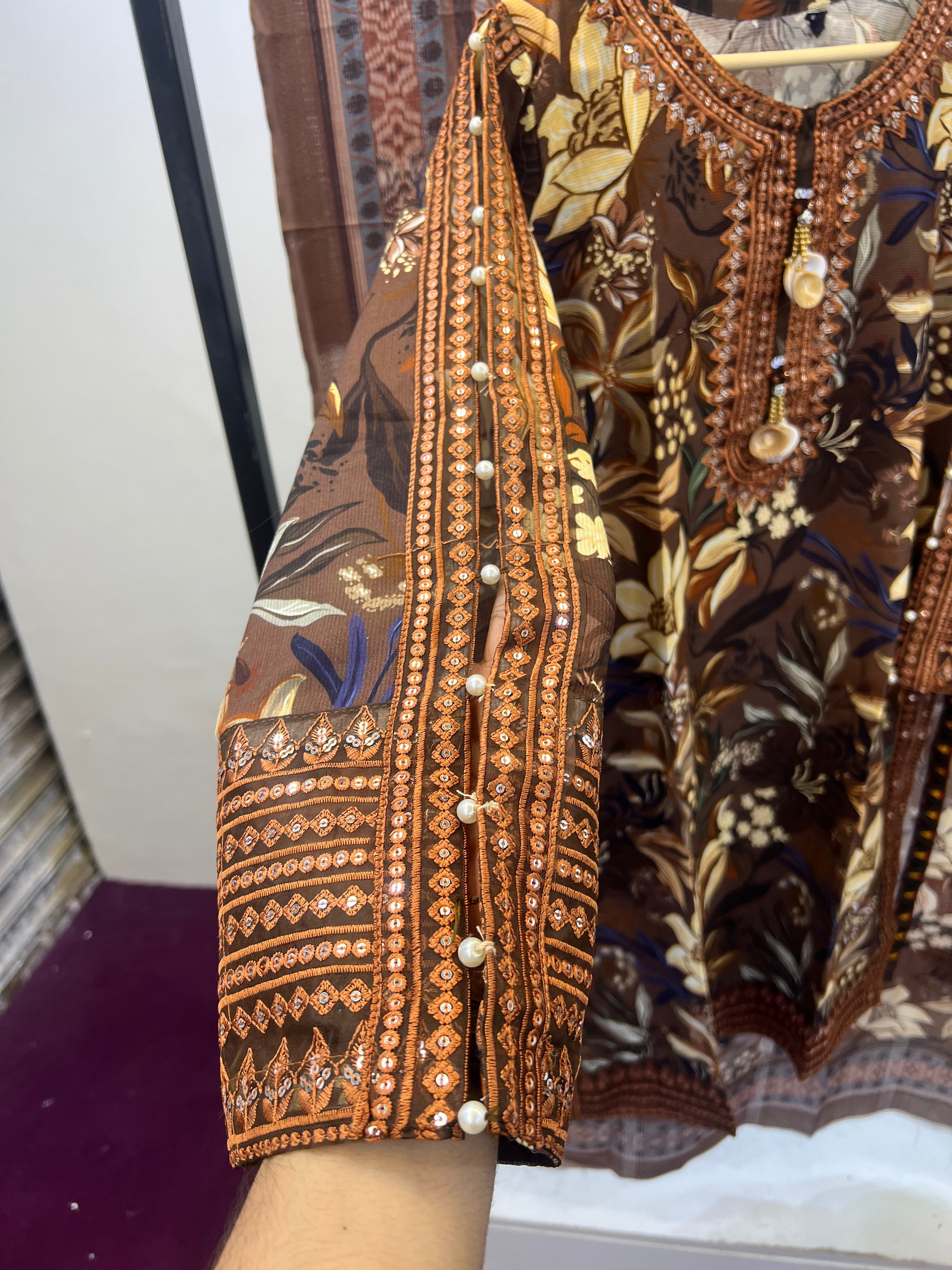 Article No. D-08 Luxury Three Piece