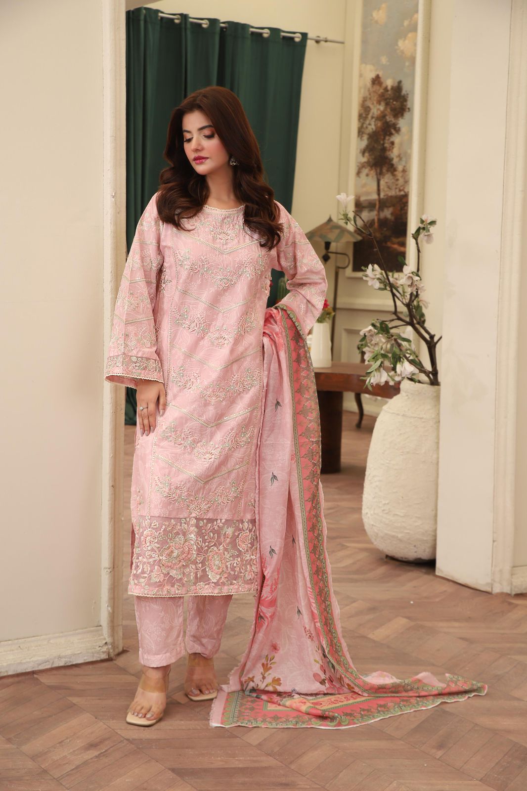 Pink Rose – 3-Piece Lawn Suit