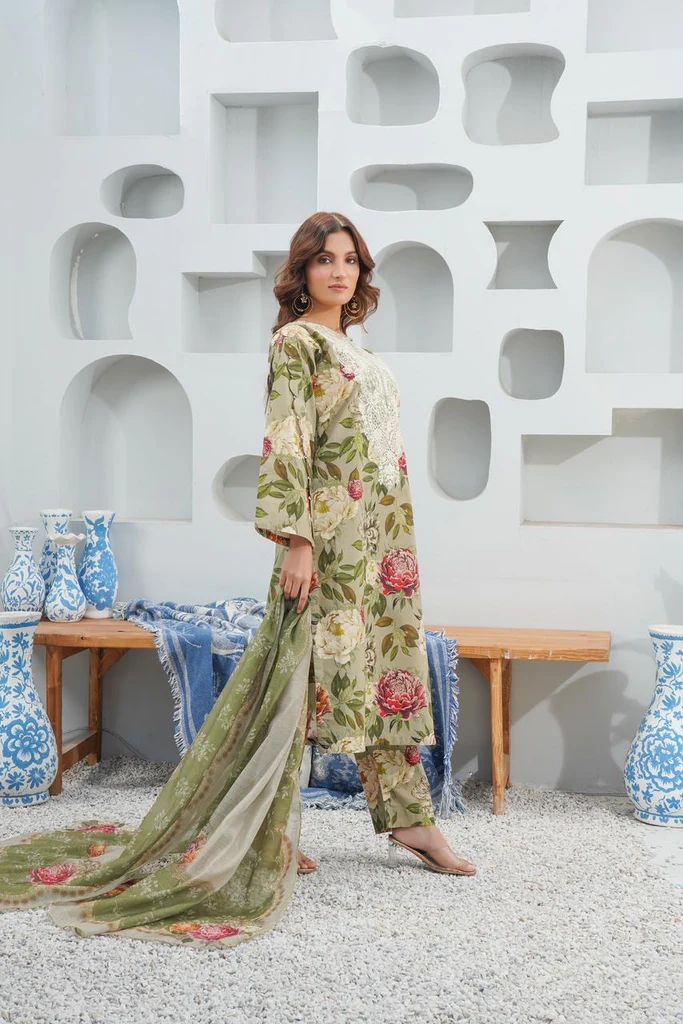 Shophia is a luxury article