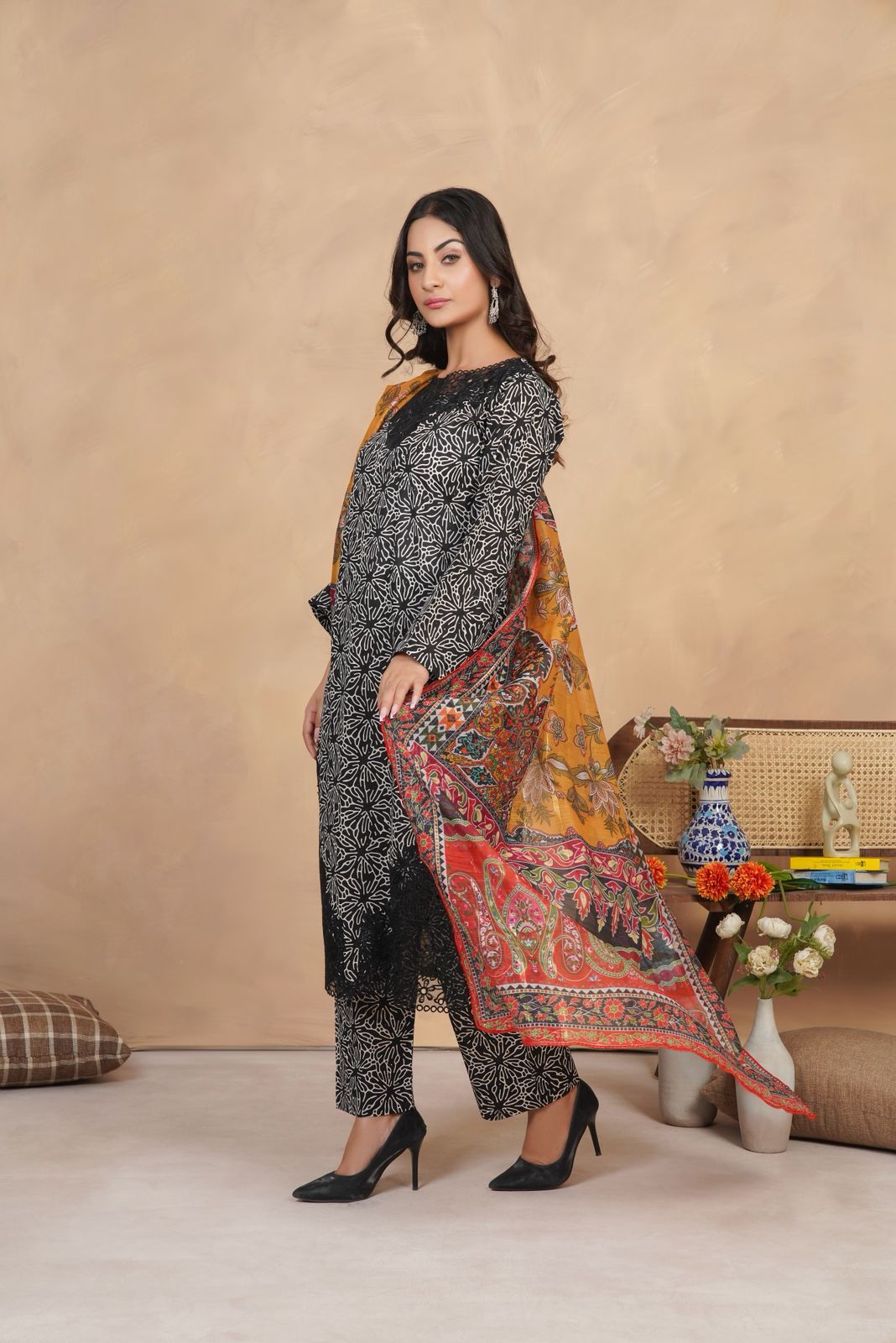 Black Sequence PREMIUM THREE PIECE